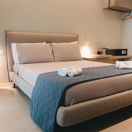 18Zero2 Luxury Rooms 巴里 外观 照片